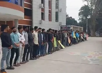 ভাসানী বিশ্ববিদ্যালয়ে ছাত্রলীগের দুই পক্ষের সংঘর্ষ, থমথমে ক্যাম্পাস